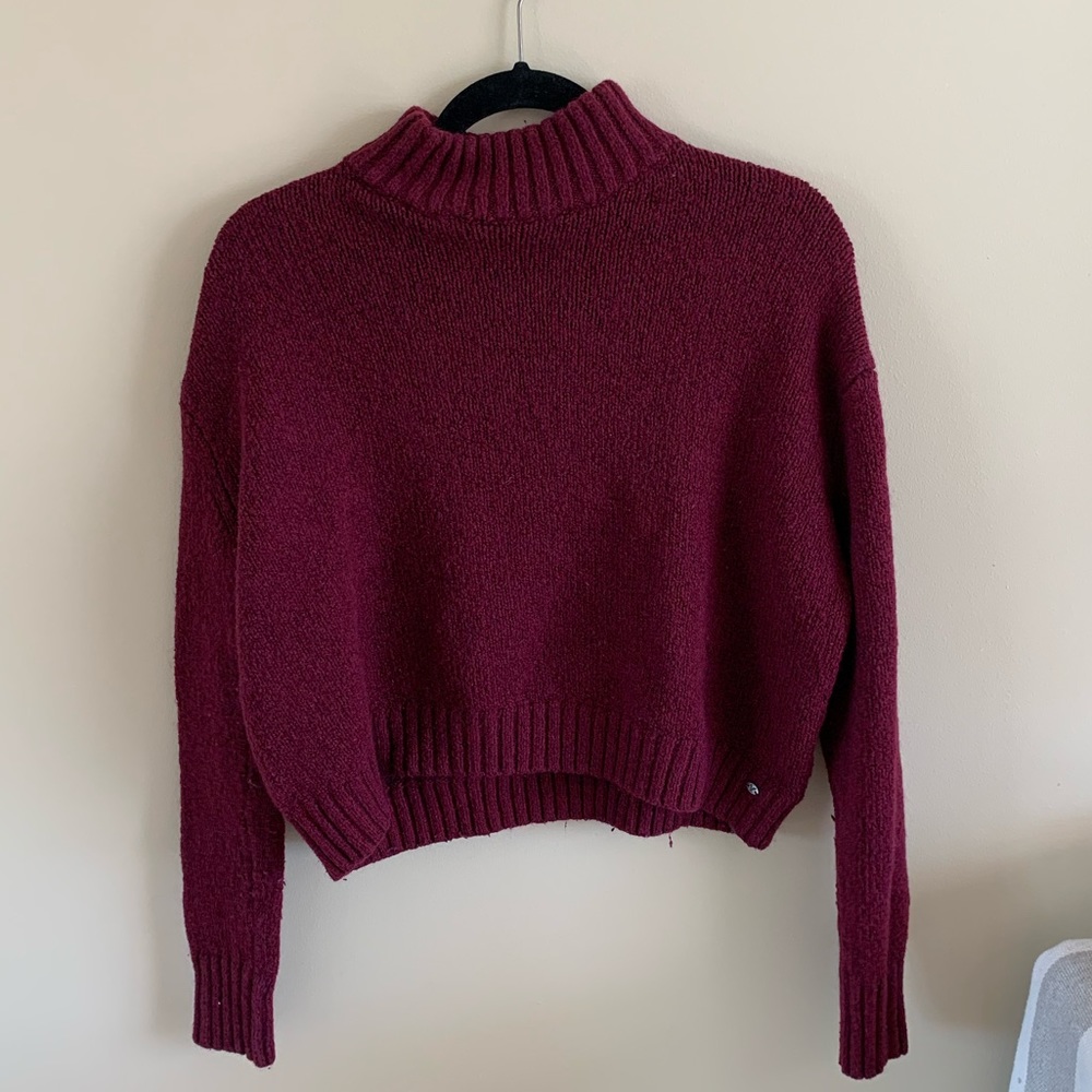 AE cropped sweater